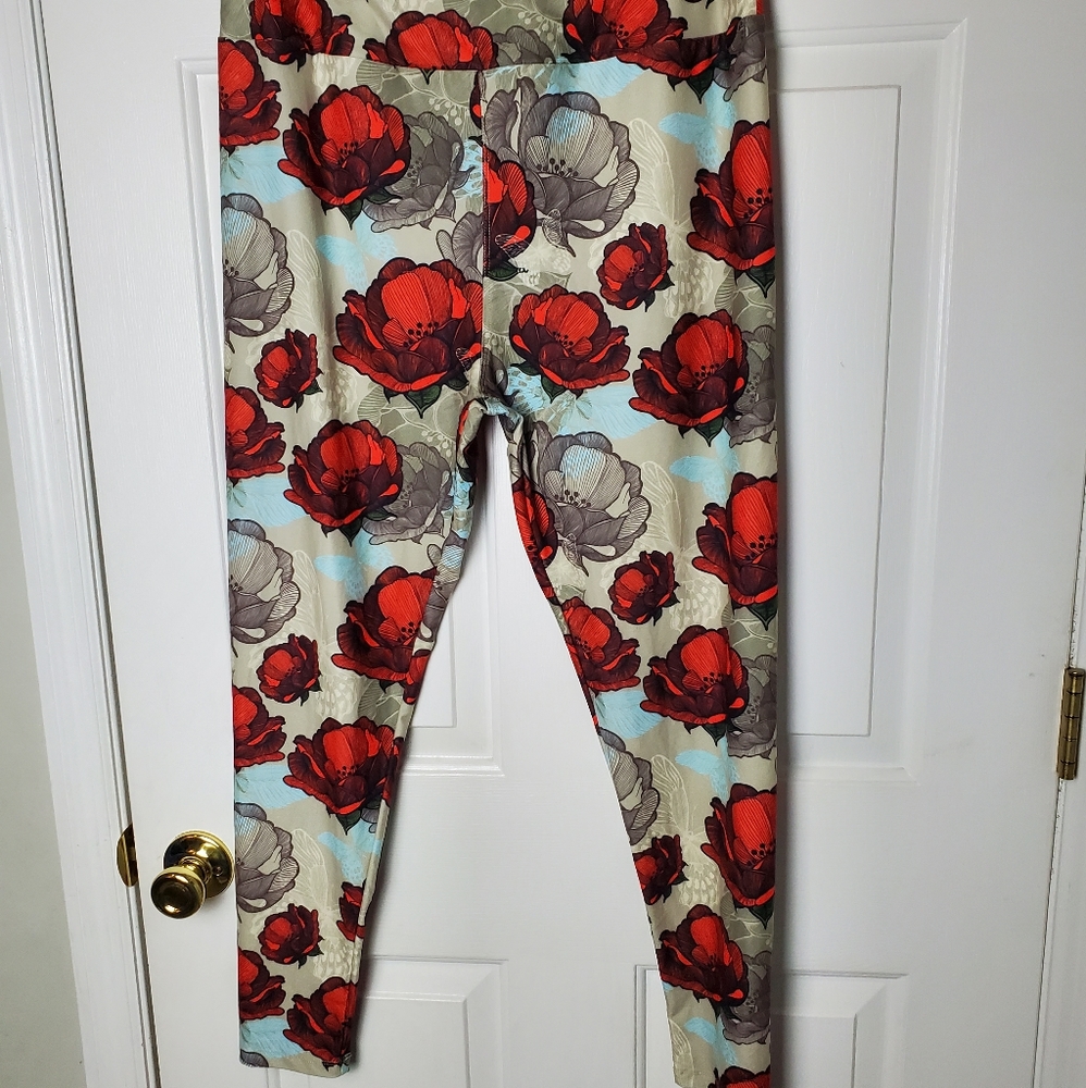 Charlie's Project Leggings For A Cause Tall & curvy